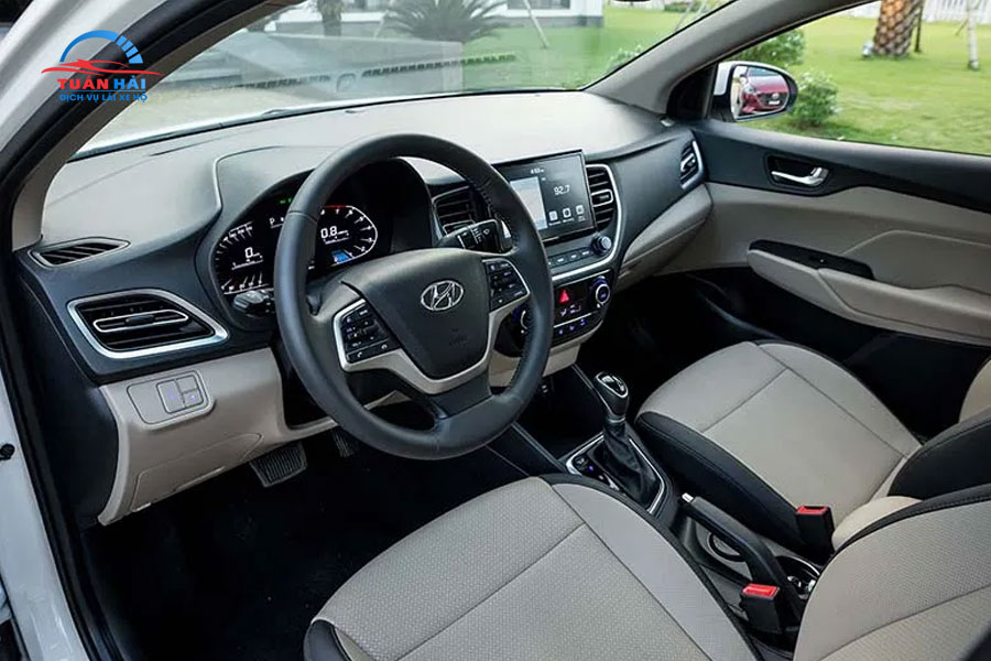 Cho thuê Hyundai Accent 2022 - Dịch vụ xe tự lái, xe có lái tại TP Vinh