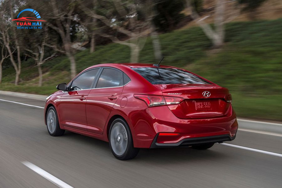 Cho thuê Hyundai Accent 2022 - Dịch vụ xe tự lái, xe có lái tại TP Vinh